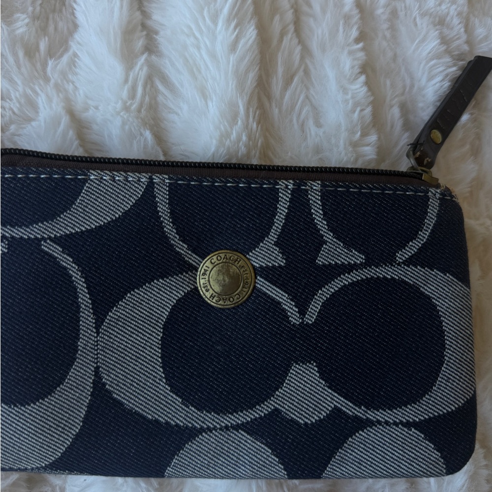 Coach Denim Wallet Wrislet Dark Wash Vintage Y2K - Picture 5 of 5